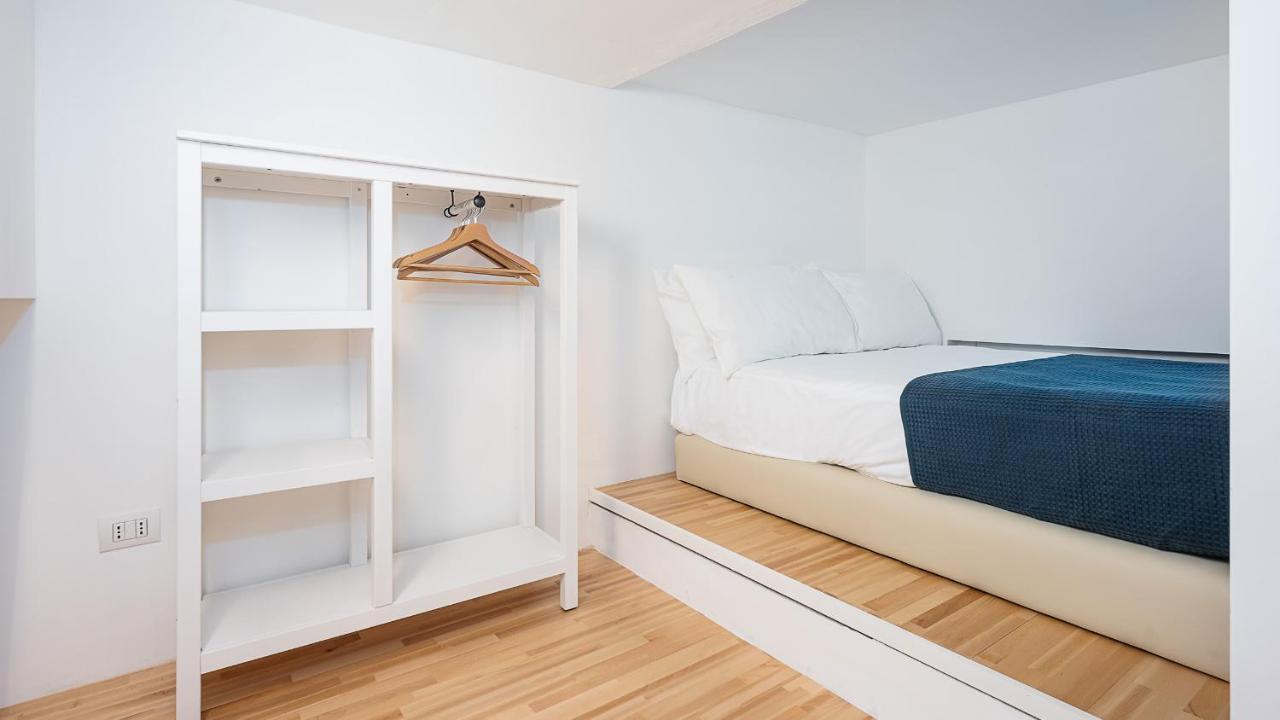 Classbnb - Due Moderni Appartamenti A 1Km Dall'Arco Della Pace Milan Exterior photo